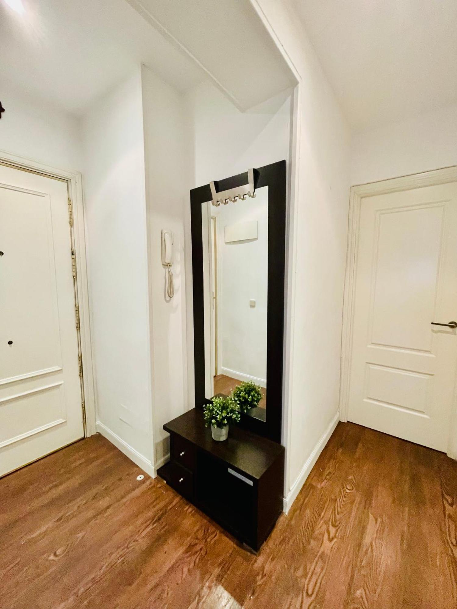 Apartamento Cuatro Torres, Apto 2 *