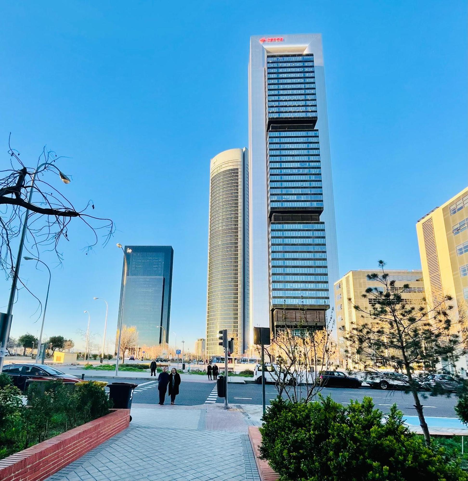 Cuatro Torres, Apto 2 Apartamento *